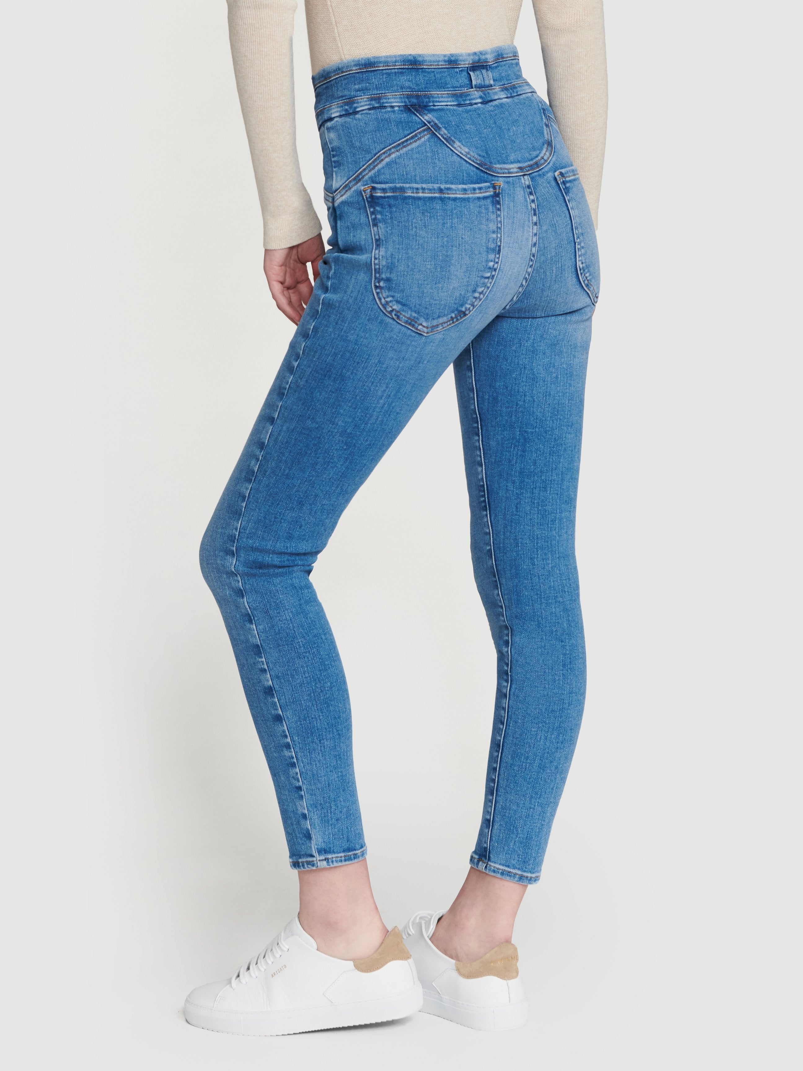 jean back view
