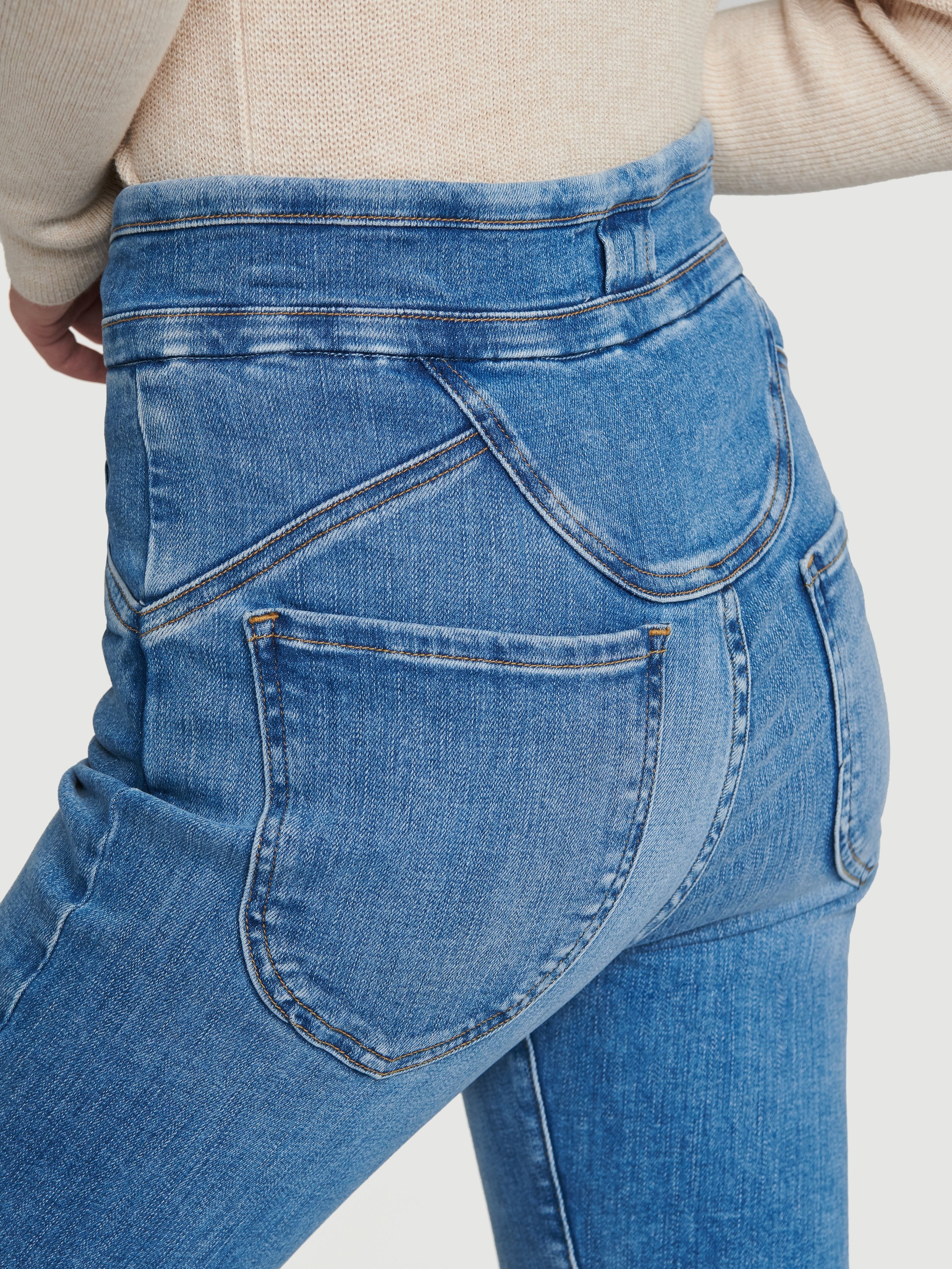 jean detail view 2