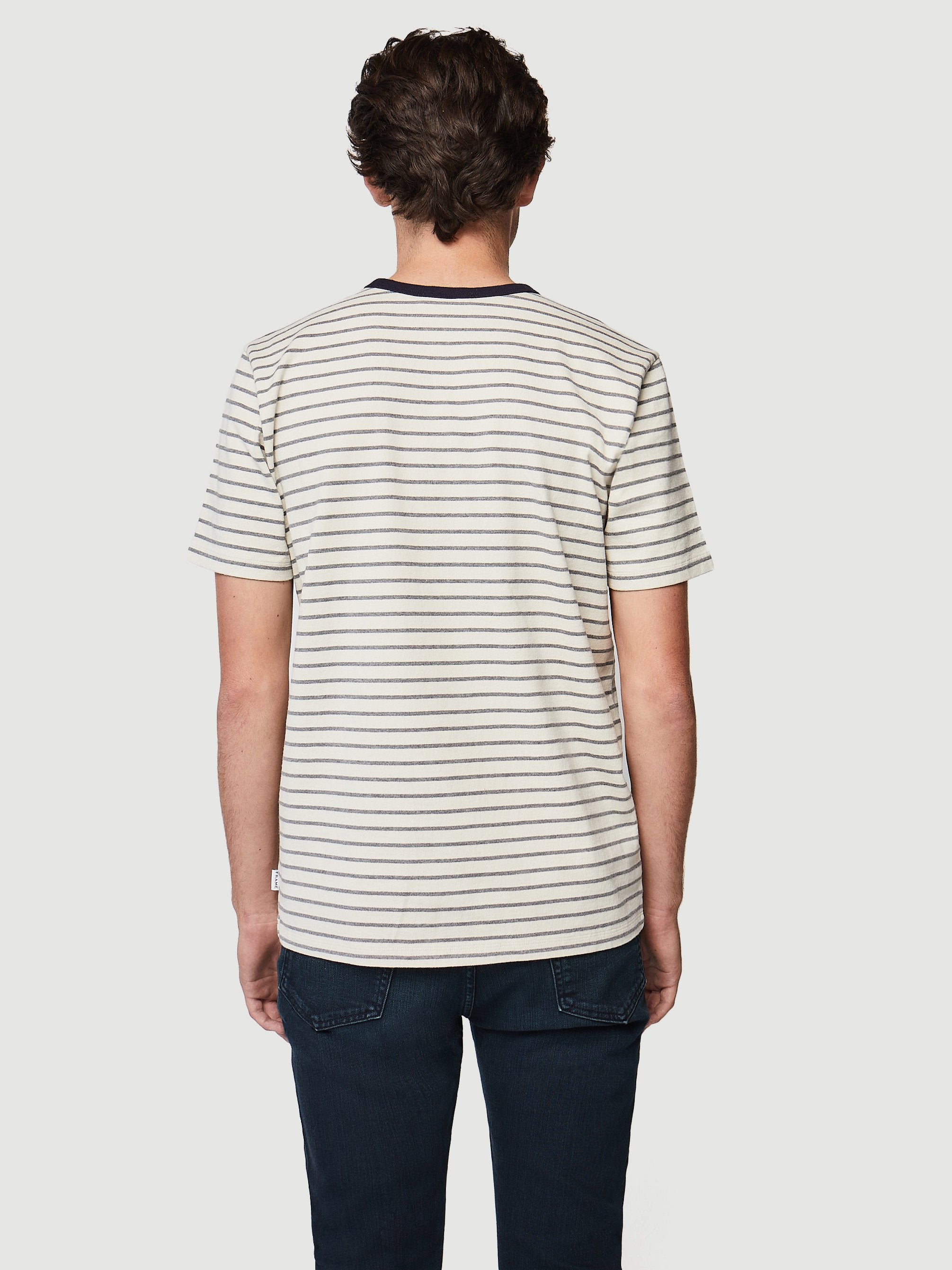 tee back view