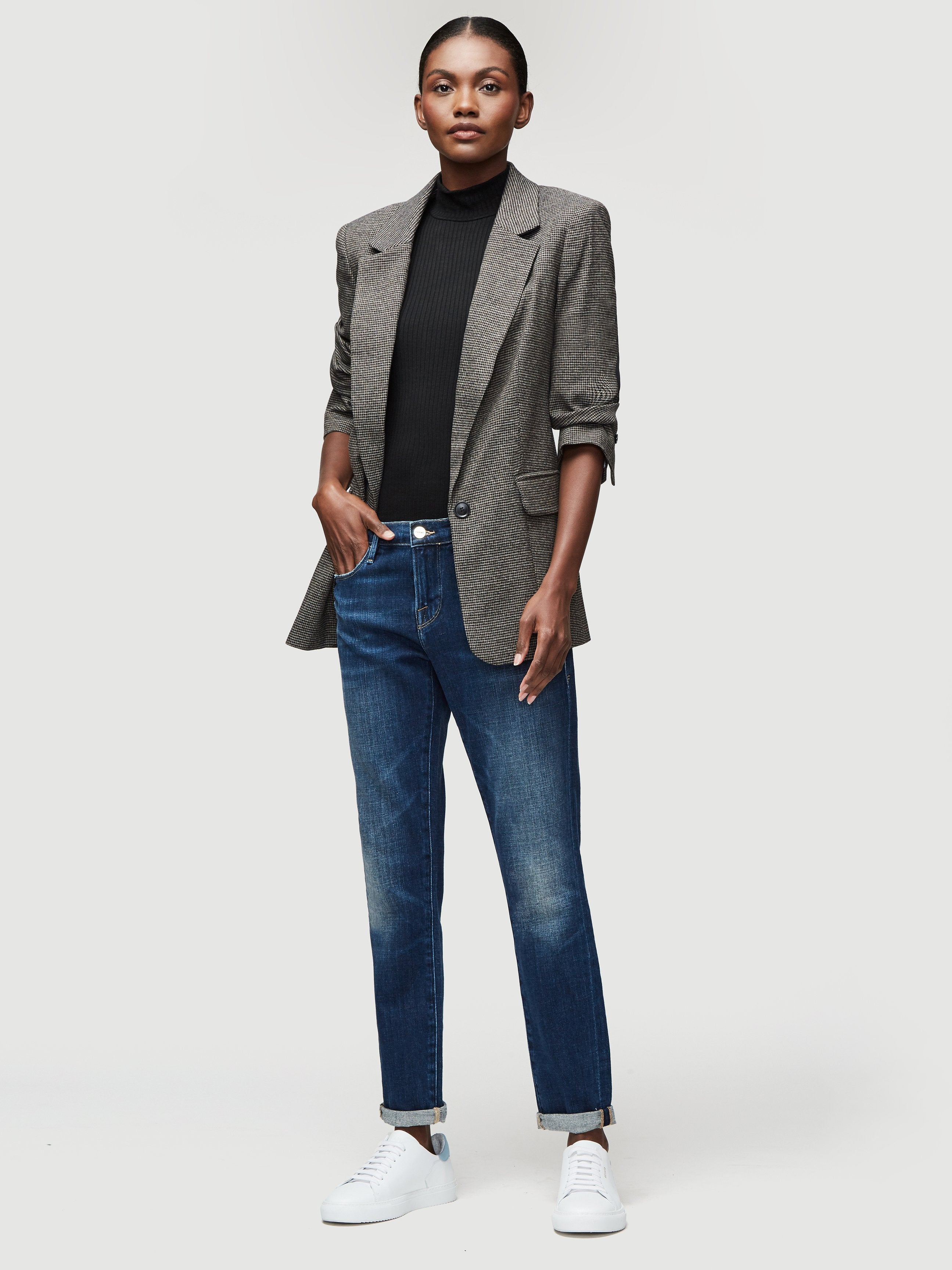 jeans front full body view alt:hover