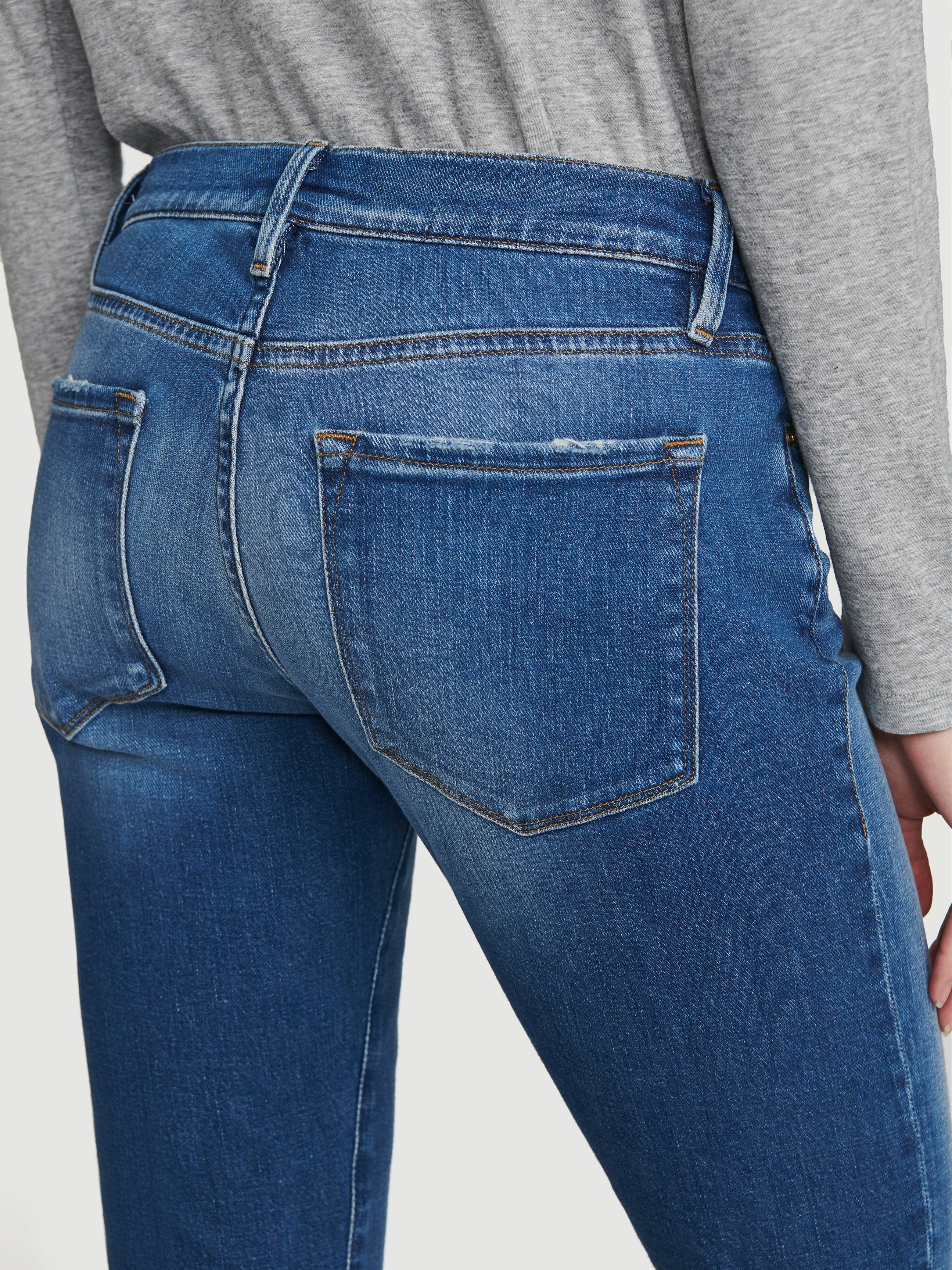 jeans detail view alt:hover
