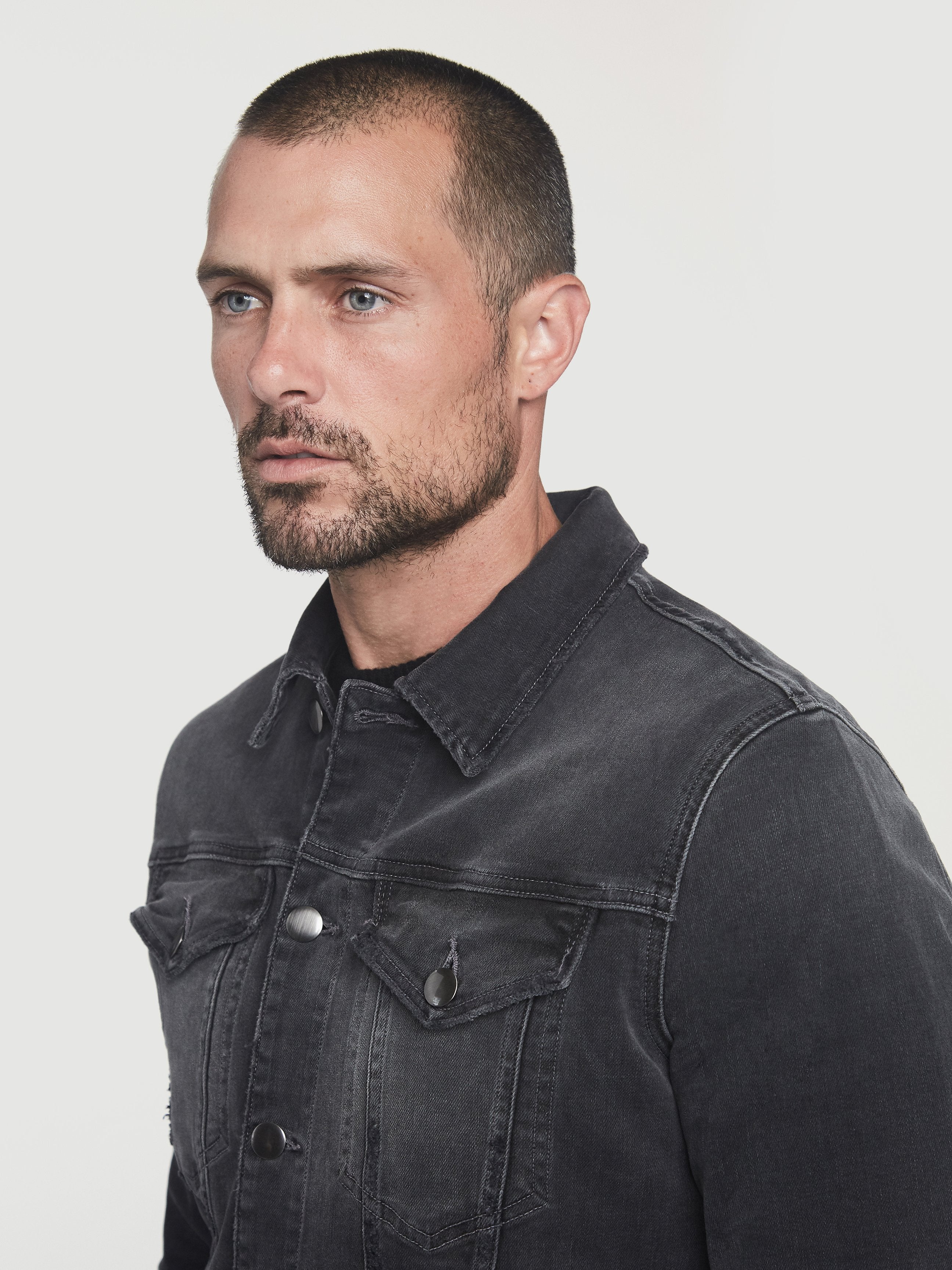 jacket detail view