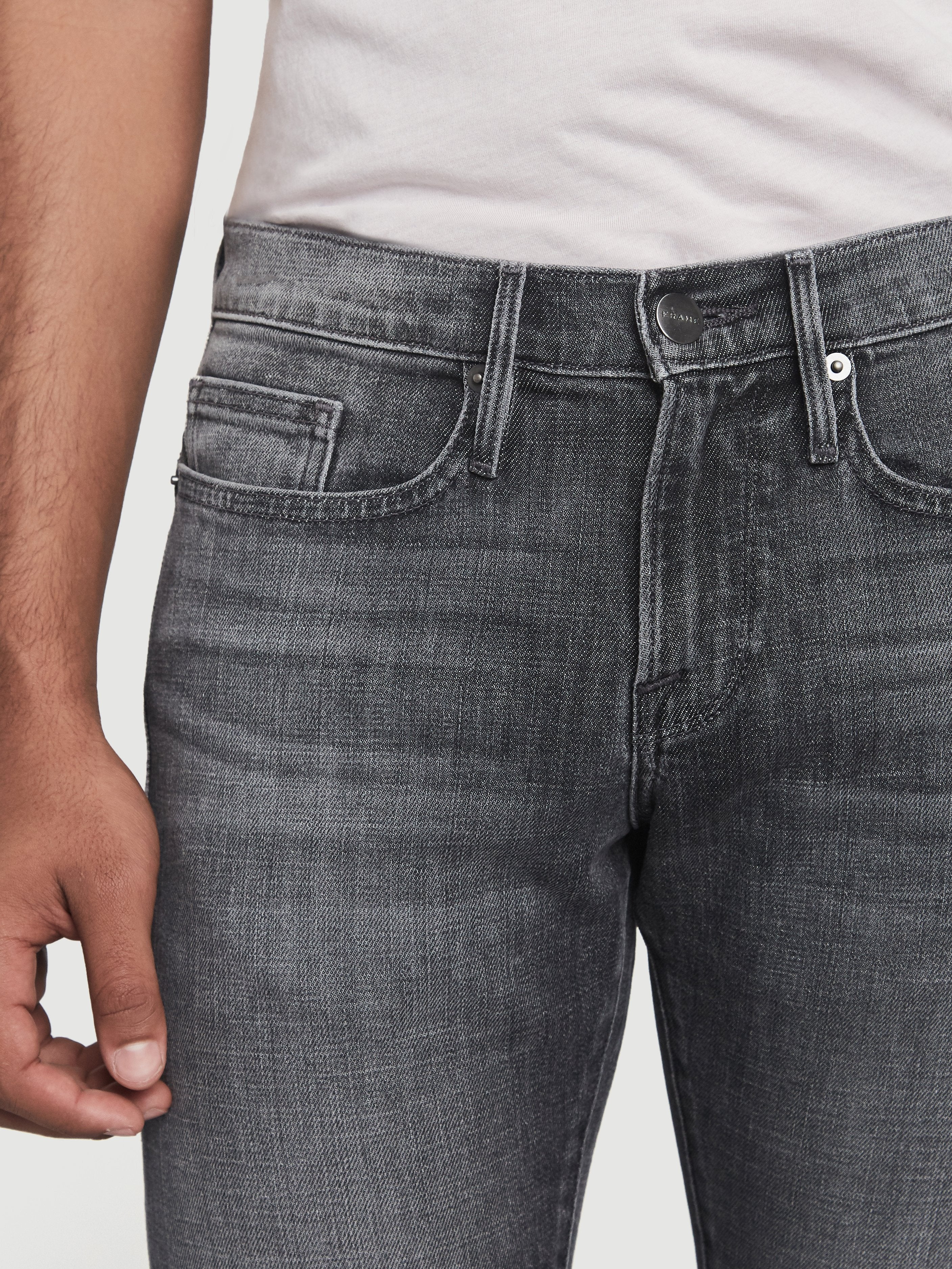 jeans detail view alt:hover