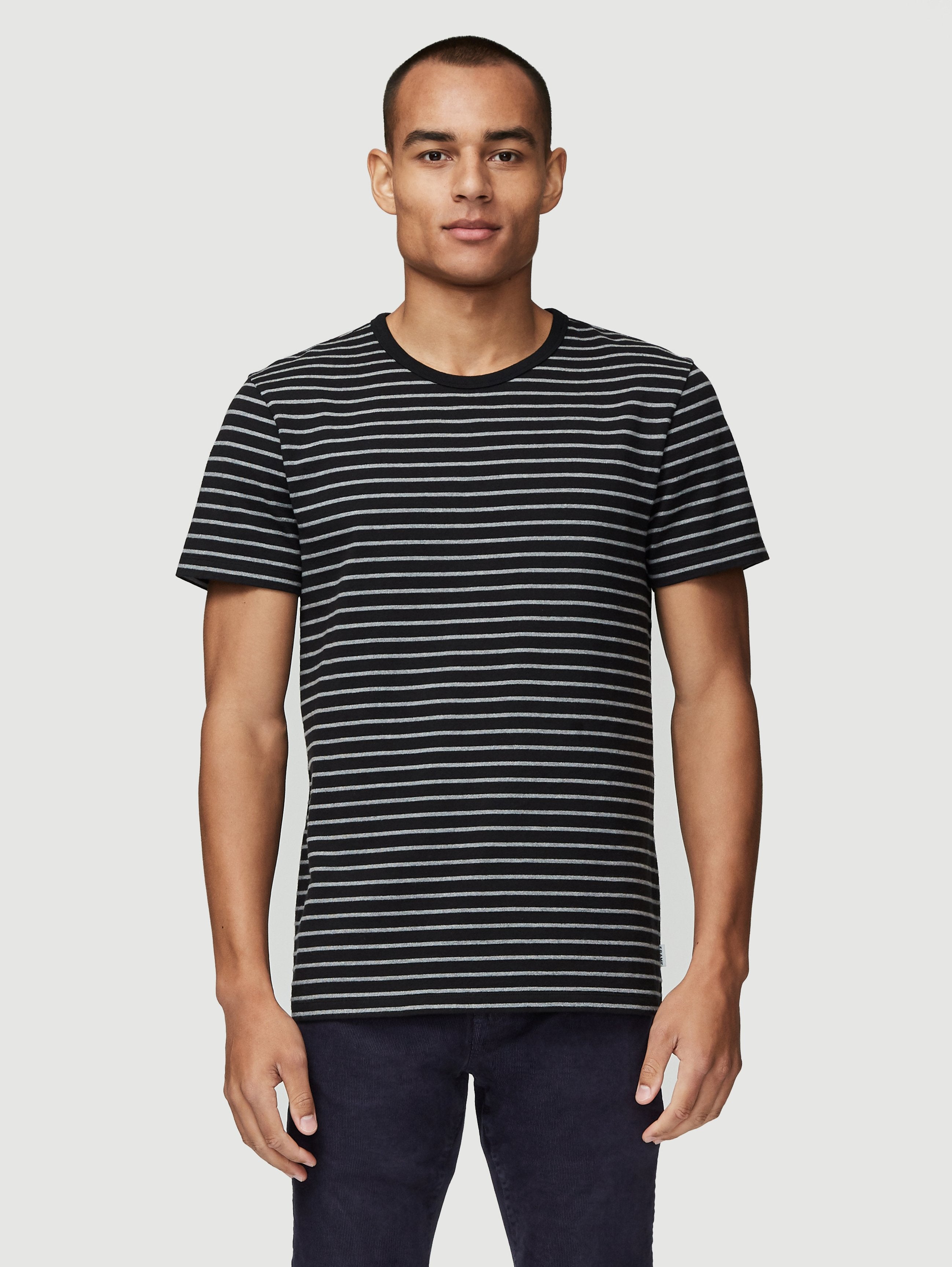tee front view