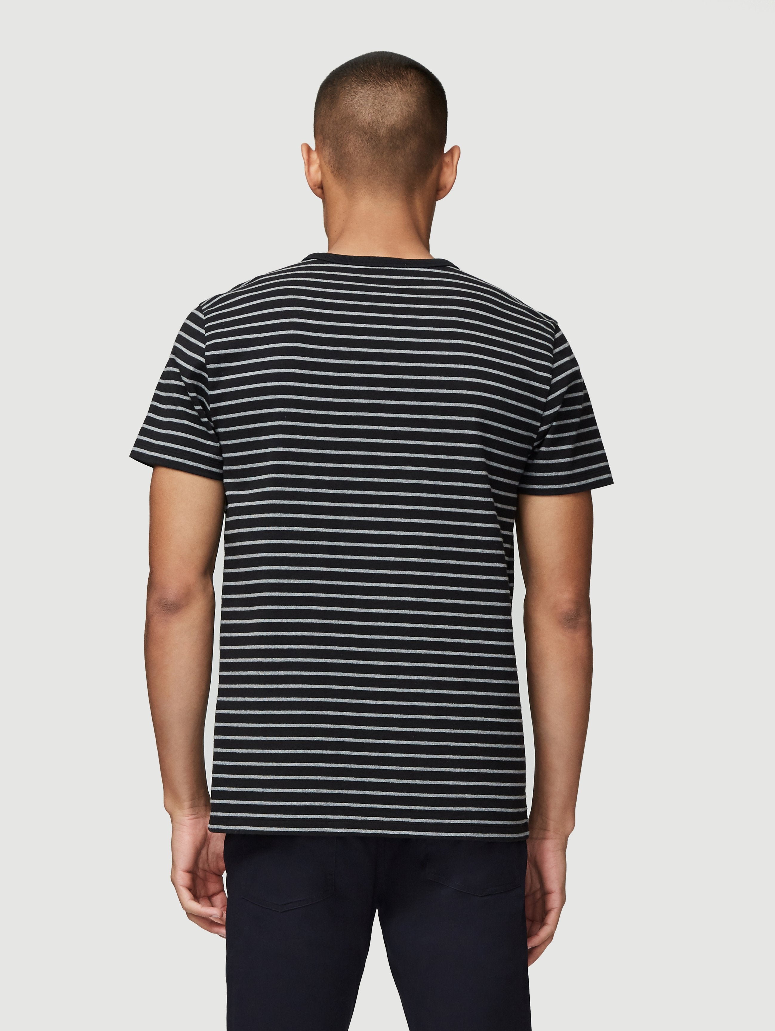 tee back view