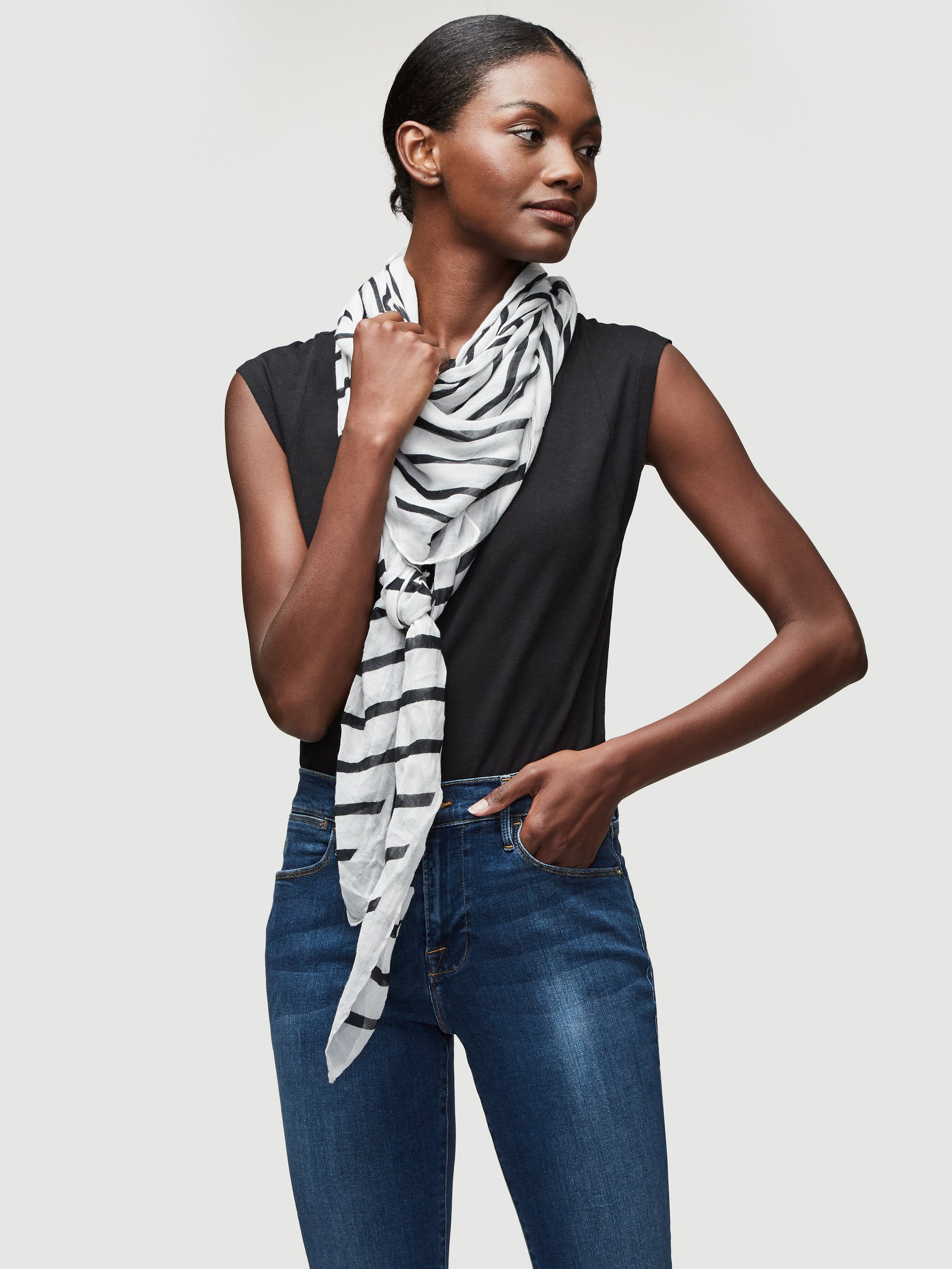 scarf front view
