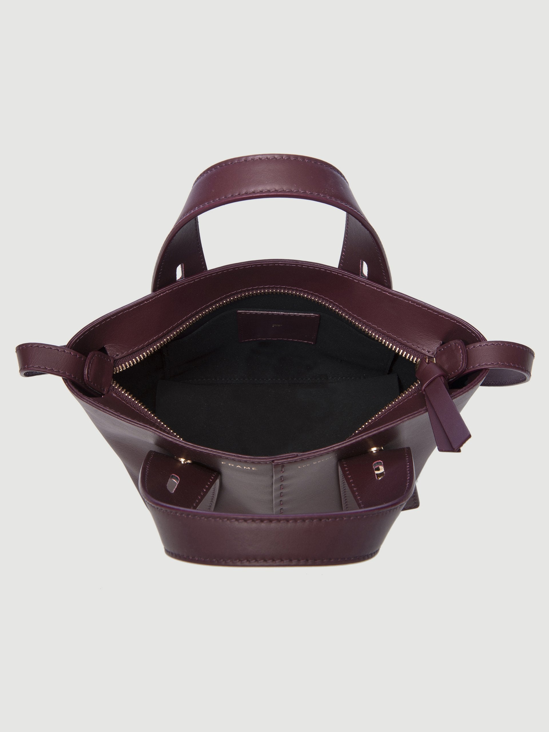 handbag detail view 