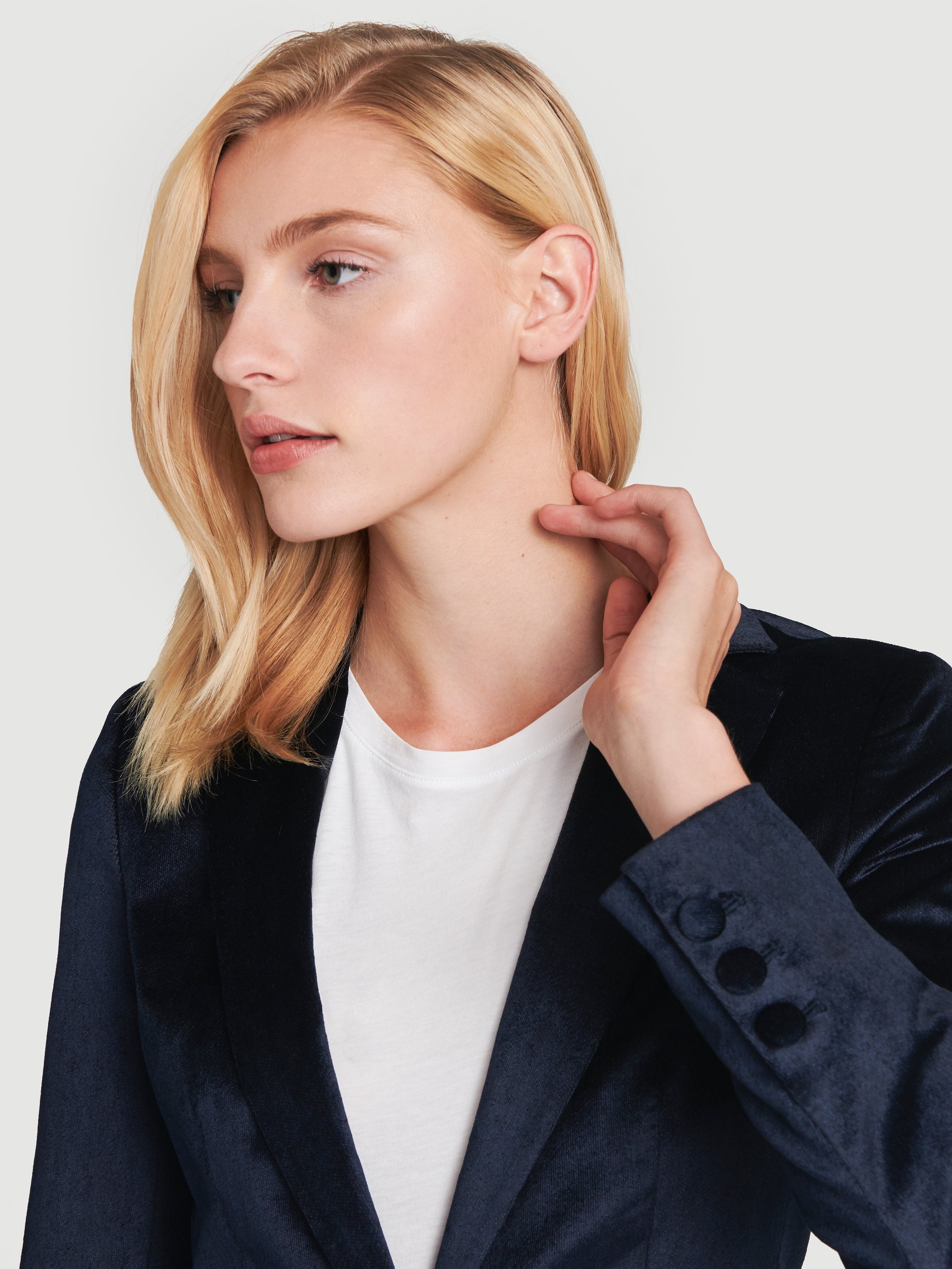 jacket detail view