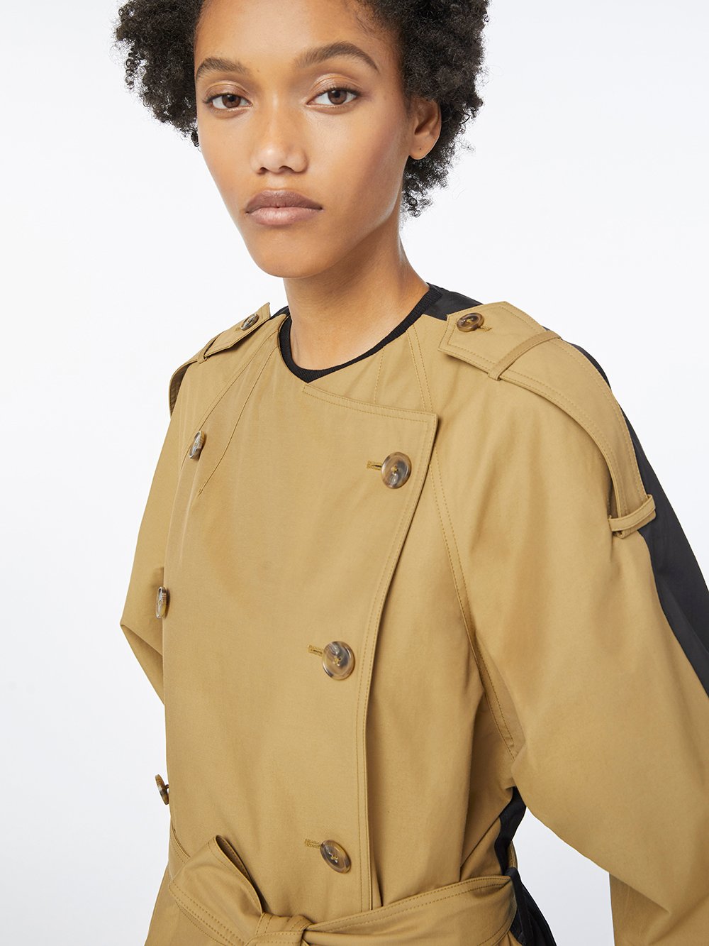 jacket detail view