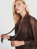 Metallic Keyhole Top 