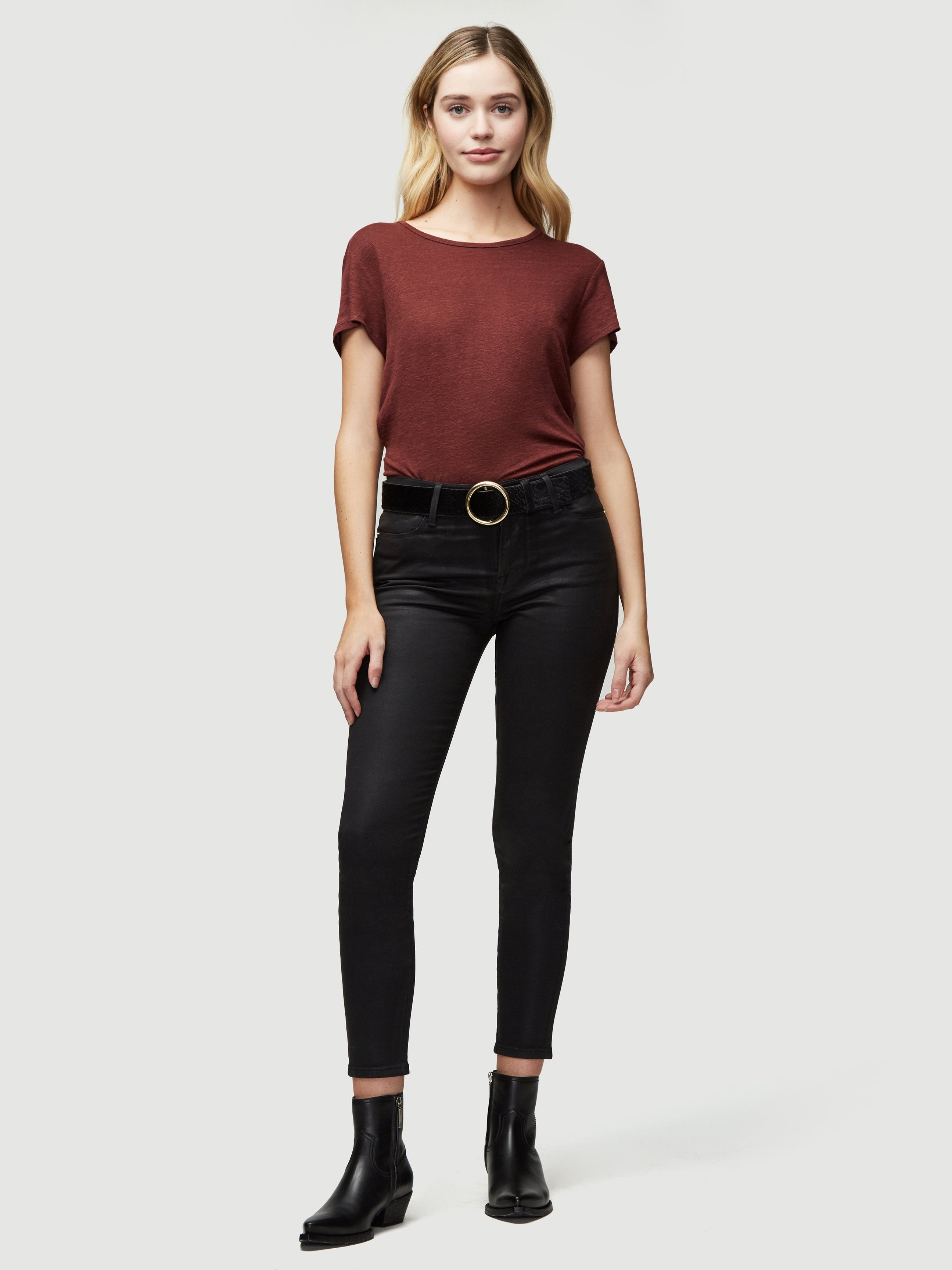 tee front full body view alt:hover