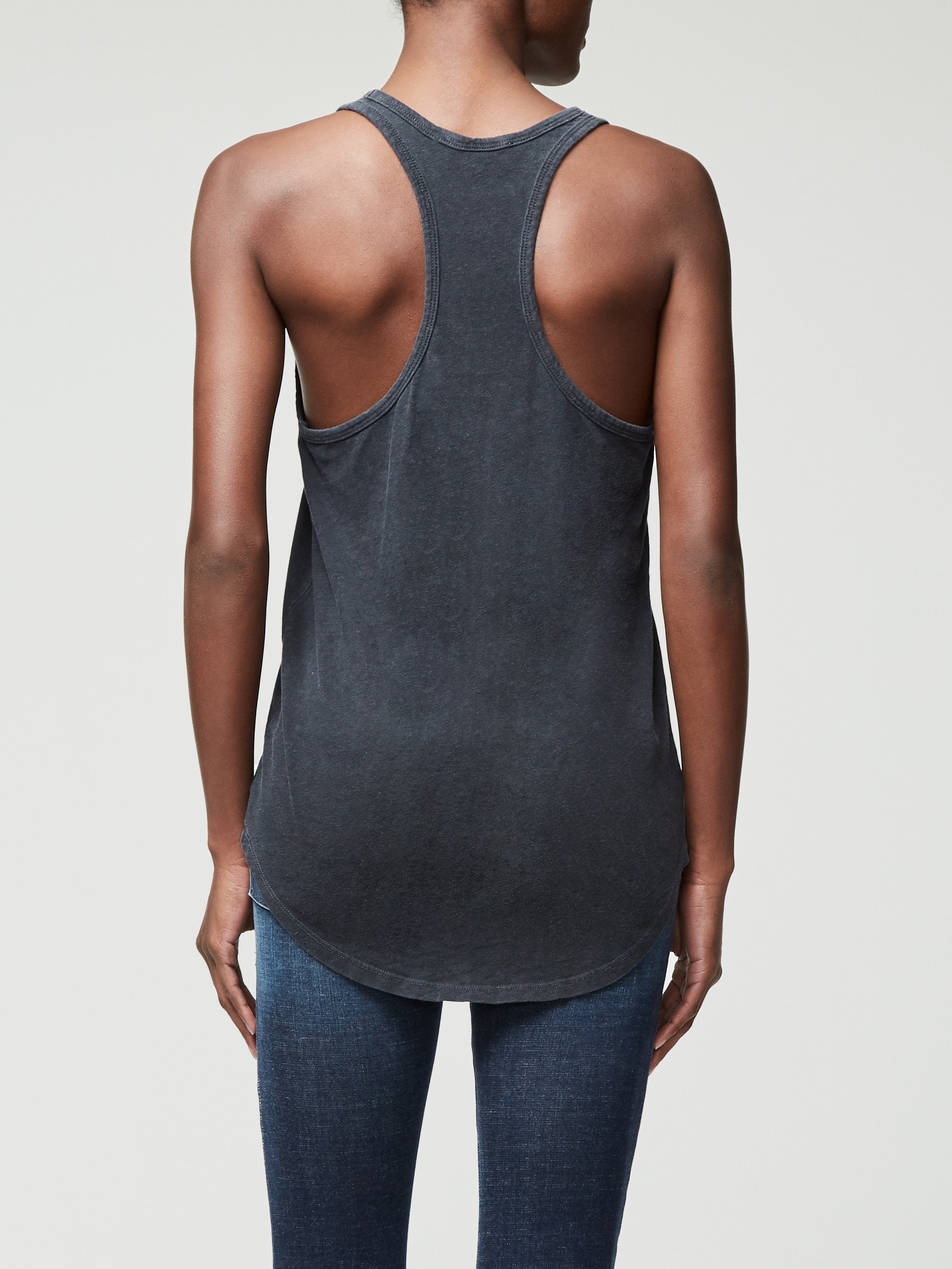 Tank back view alt:hover