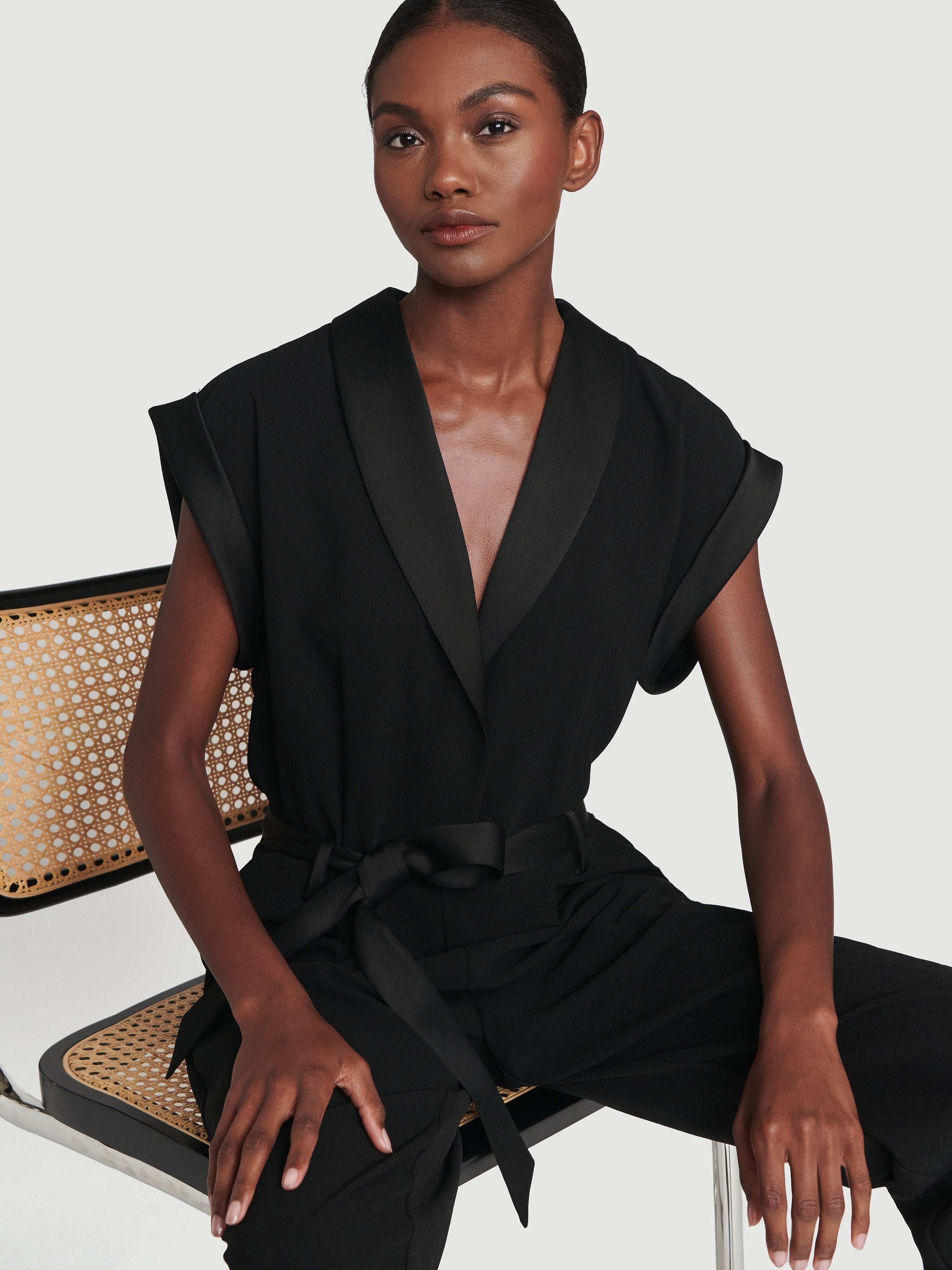 jumpsuit detail view alt:hover