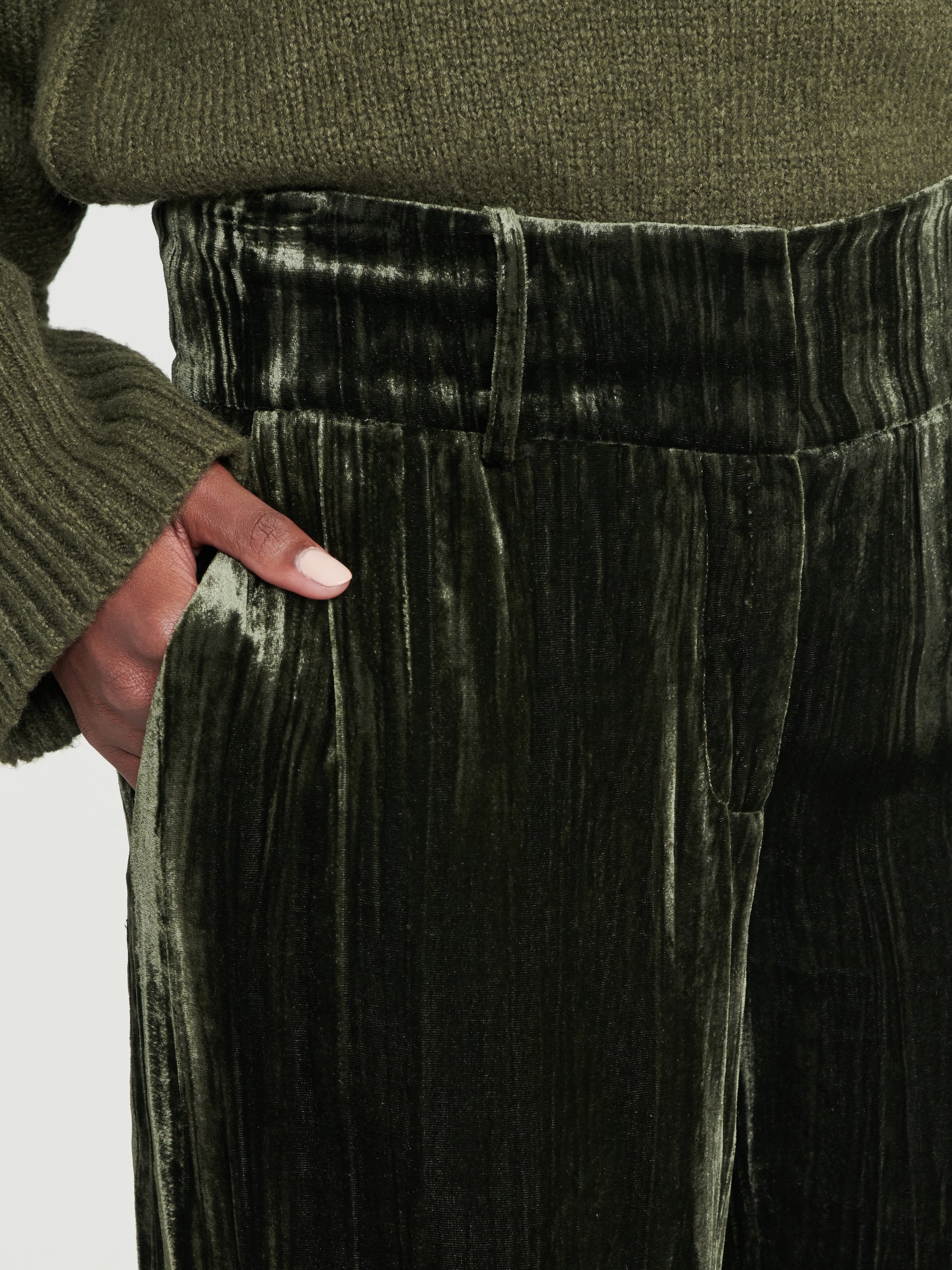 pant detail view alt:hover